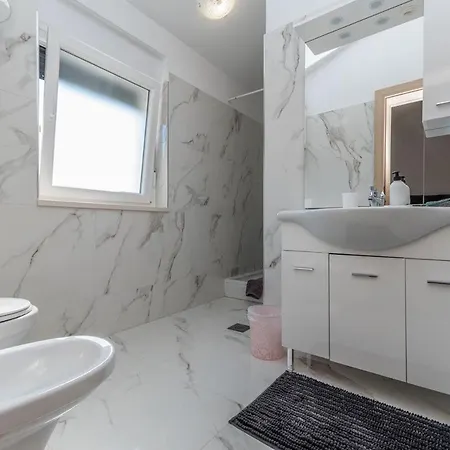Berger Apartment