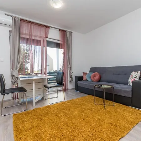 Berger Apartment