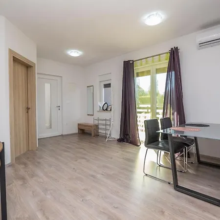 Berger Apartment